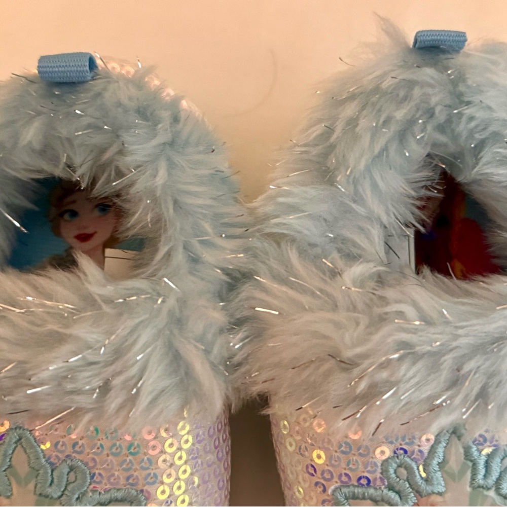 Disney Frozen 2 Elsa Anna Girls Toddler Plush A-Line Slippers. WORN ONCE - Picture 5 of 6